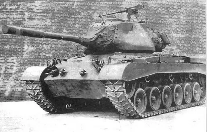 Средний танк М47 раннего выпуска во время испытаний в ФортНоксе На зтой - фото 23