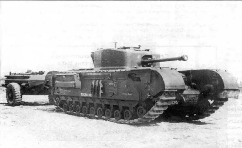 Огнеметный танк Черчиллькрокодил с прицепом на НИБТПолигоне 1946 год - фото 61