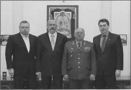Слева направо А Л Иванов С В Саминский А С Куликов М А Брежнев - фото 144