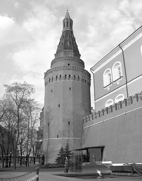 Угловая Арсенальная башня Никольская башня Подземелья под Грановитой палатой - фото 39