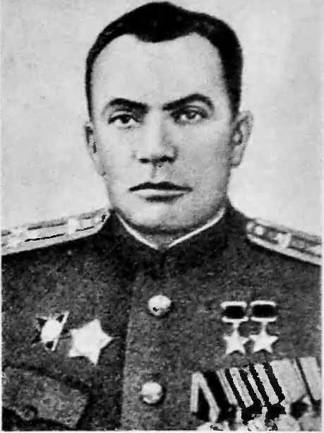 Д А Драгунски В В НовиковИ П Сухов Н Ф Ватутин и - фото 17