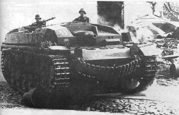 Штурмовое орудие StuG III AusfA из состава 192ю дивизиона штурмовых орудий - фото 86
