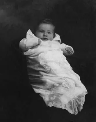 Весной 1915 г у Сперанских родилась вторая дочь Наталья Наля Нале два - фото 108