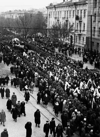 Похороны Академика Филатова в Одессе Октябрь 1956 г Глава 18 Наши поездки с - фото 288