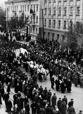 Похороны Академика Филатова в Одессе Октябрь 1956 г Глава 18 Наши поездки с - фото 289