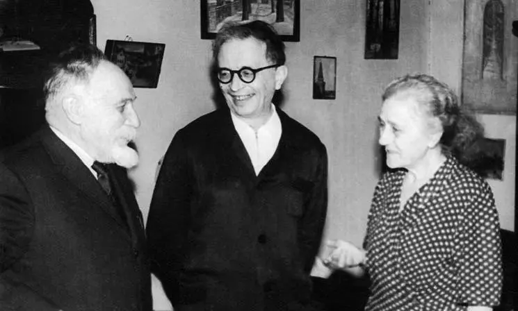 Софья Георгиевна и Алексей Евгеньевич дарили Георгию Несторовичу любовь и - фото 322