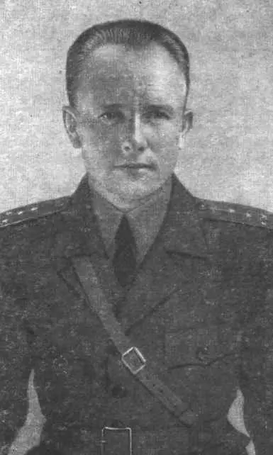 Е Абалаков 1944 год Фото М Ануфрикова Военные альпинисты должны уметь - фото 52