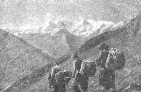 Альпинисты спускаются к долине Пянджа вдали дымится Гиндукуш 9 сентября - фото 56