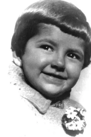 Я родилась в Ленинграде и до эвакуации жила на Невском дом 88 квартира 98 - фото 30