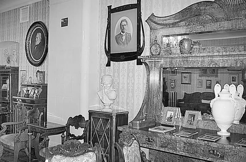 Савинский кабинет 2011 г Да обстановка в Убежище в 1900х гг ничем не - фото 97