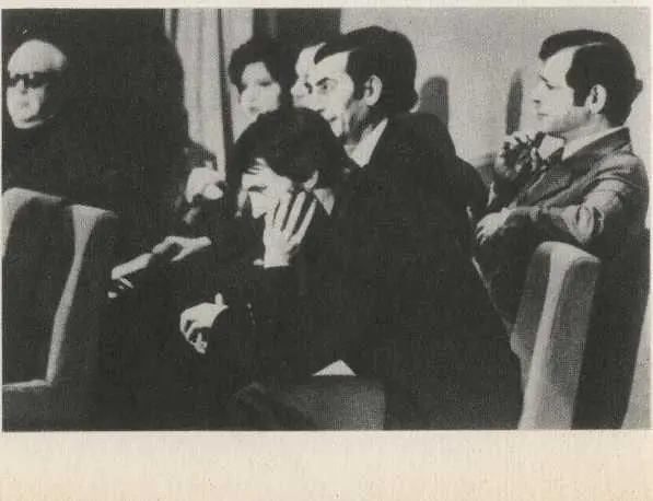 ЦДРИ На творческом вечере братьев А и Г Вайнеров1979 г В первый раз - фото 33