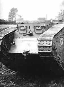 Танк Mk IV подаренный правительству Великобритании властями британской - фото 37