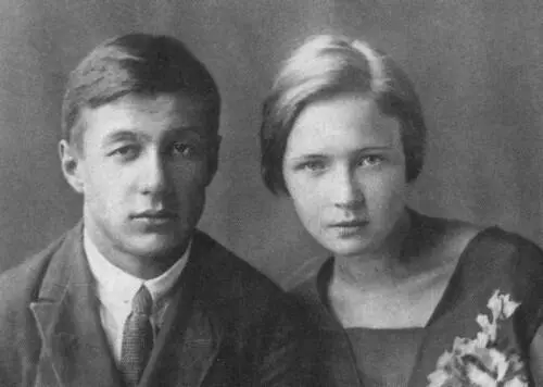 Борис Корнилов и Ольга Берггольц на втором году семейной жизни 1929 г В - фото 27
