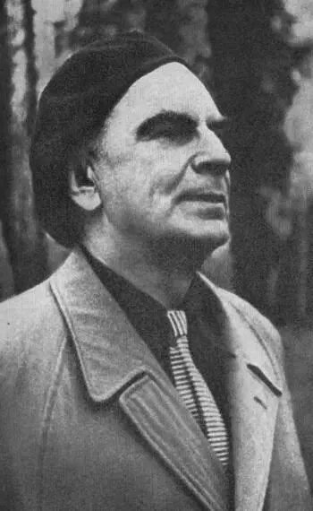 Владимир Луговской из последних снимков Подмосковье Переделкино 1957 г - фото 52