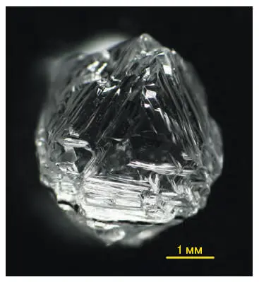 Рис 61Кристалл алмаза до обработки Анализ внутренних напряжений в алмазе - фото 67