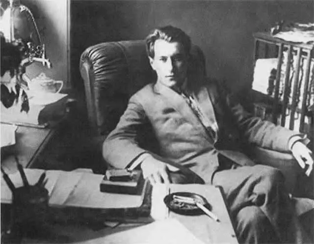 В Москве Слава валяется под ногами 1922 г Валентин Катаев 1920е гг - фото 21