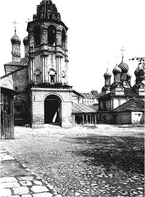 В московском пожаре 1812 г полностью сгорели деревянные монастырские строения - фото 92