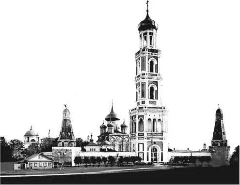 Монастырская колокольня высотою 94 5 метра выстроена в 18351839 гг - фото 187