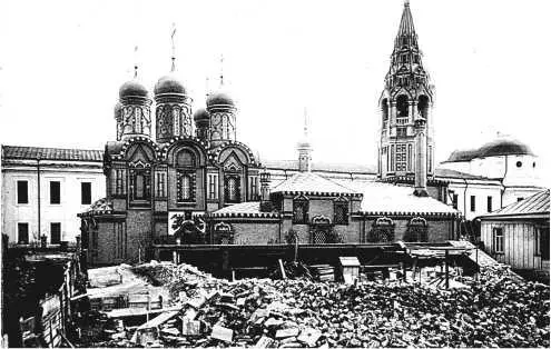 Каменный храм вместо деревянного выстроили в 1657 г почти одновременно с - фото 211