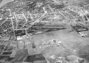 Выполненный немецким самолетом фотоснимок аэродрома Воронежа 1928 г - фото 52