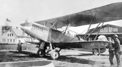 Советский разведчик Р5 на липецком аэродроме 1933 г Скоро там начнет - фото 57