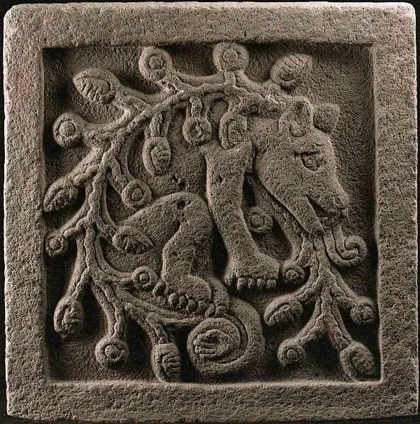 Рельеф с изображением ауисотля Постклассический период 12501500 Базальт - фото 36