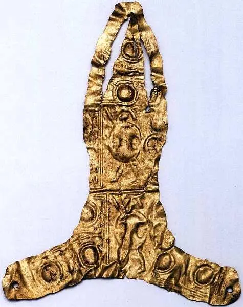 Погребальное украшение наколенник Начало VIII века до н э Золото 93x11 - фото 37