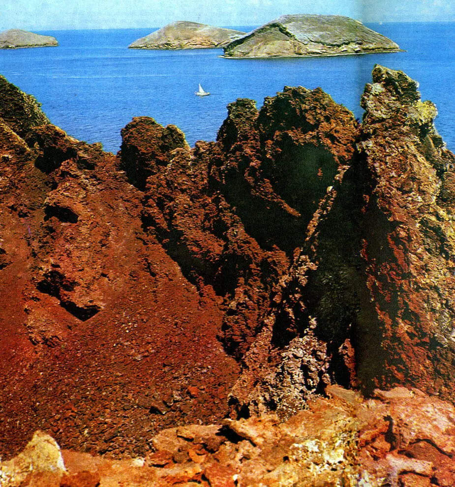 Галопагосские острова Галапагосские острова вышвырнуло из морских глубин - фото 6