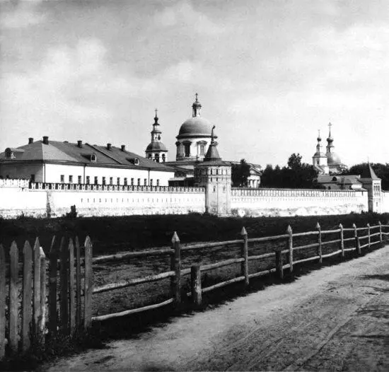 Так выглядел Даниловский монастырь в 1883 году После переустройства надвратной - фото 123