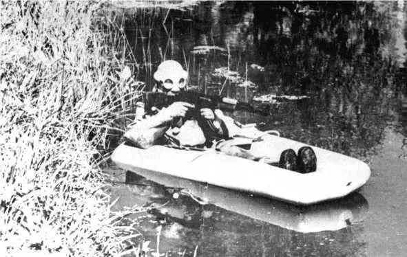 Водолазразведчик 561го ОМРП Специальной разведки ВМФ СССР в засаде на - фото 71