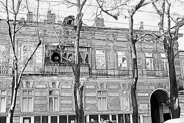 Дом где жил А М Ляпунов Мемориальная доска А М Ляпунову - фото 78