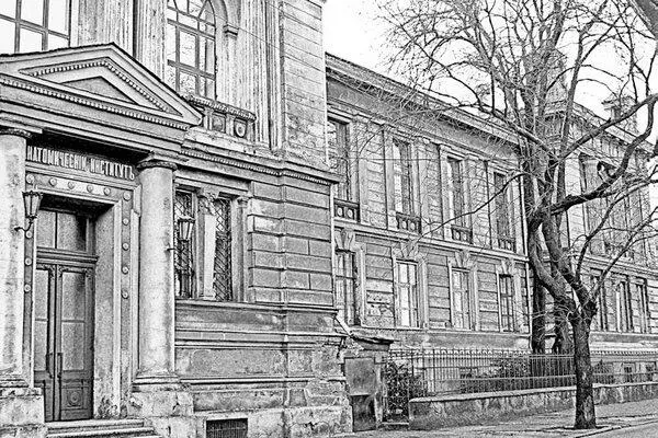 Анатомический институт Вид с Валиховского института Анатомический институт - фото 99