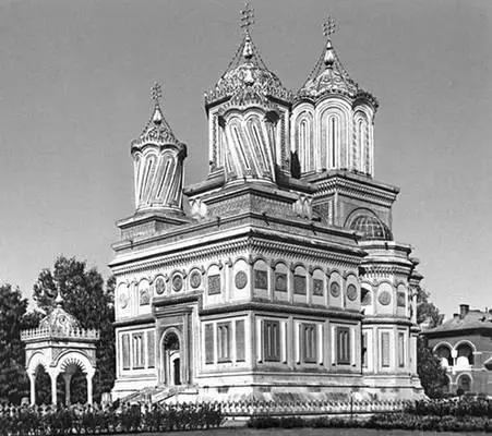 Епископская церковь в КуртядеАрджеш 151217 К Д Розенталь - фото 125