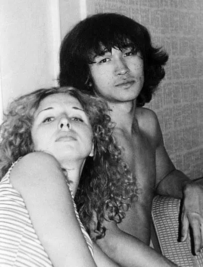 Виктор и Марьяна Цой 1982 год Фото Алексей Вишня Марьяна Цой Как ни - фото 13