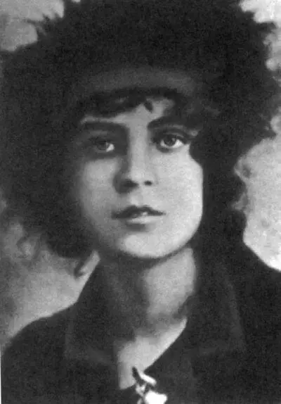 Мария Денисова Одесса 1914 г Поэт отождествлял любовь с революцией У - фото 31