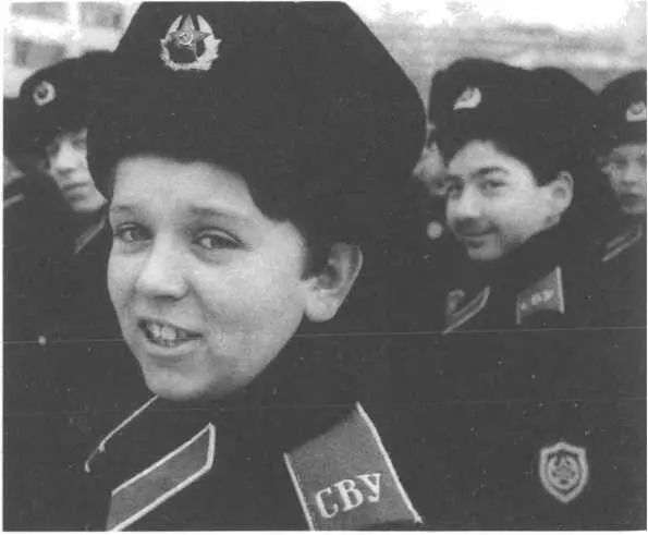Юная поросль и надежда Российской армии Когда Ельцин брал пана Кравчука за - фото 87