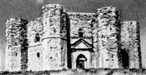 178 Кастель дель Монте 1240 г Южная Италия 179 Крепость Бомари XIII в - фото 172