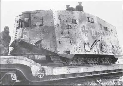 Британцы перевозят трофейный танк A7V 528 Хаген Трофейный танк Mk - фото 214