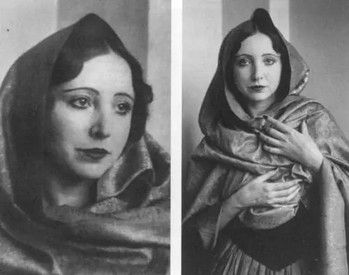 Фото Генри Миллера и Анаис Нин работы X Брассаи Париж 1932 г В дверях - фото 11