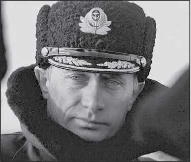 Карьера Родился 7 октября 1952 года в Ленинграде В 1975 году окончил - фото 185