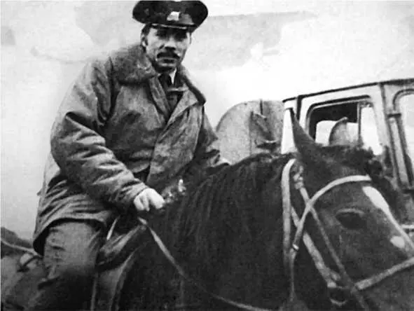 Конь на коне Старший лейтенант Анищенко АВ Однажды чьято злая рука - фото 34