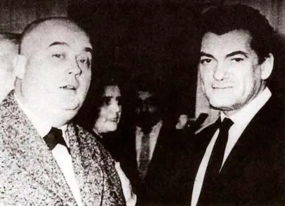 С Жаном Маре на Московском кинофестивале 1963 г С Элизабет Тейлор и ее - фото 62