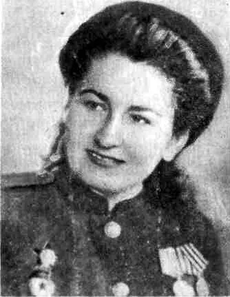 Старший лейтенант медслужбы Я В Савченко Дмитриева Высокого напряжения - фото 36