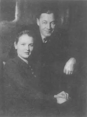 С женой Верой Николаевной Москва 1941 г Мы должны иметь сильный морской - фото 8