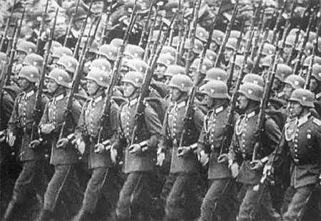 Отношение нацистов к Польше было примерно таким же как и к Великобритании Их - фото 35
