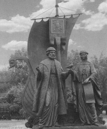 Памятник святым Петру и Февронии в Екатеринбурге Скульптор К Р Чернявский - фото 21