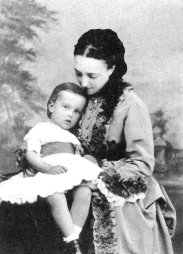 Ольга Федоровна с сыном Сергеем 1870е гг Ольга Федоровна урожденная Цецилия - фото 29