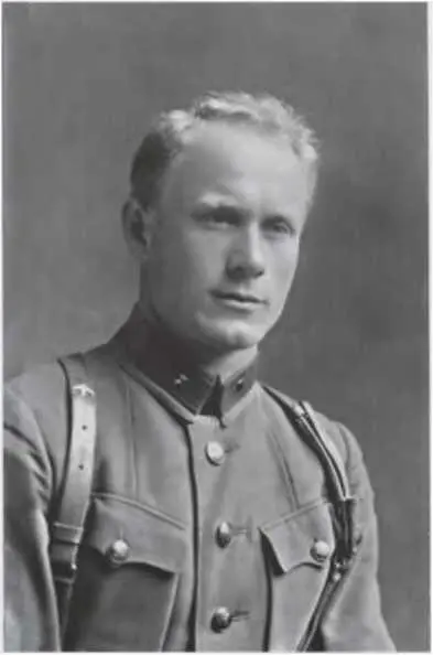 Командир взвода курсант И А Серов Ленинград 25 апреля 1928 года С - фото 10