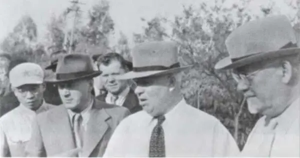 В Китае Октябрь 1954 года Д Т Шепилов И А Серов и Н С Хрущев по - фото 83