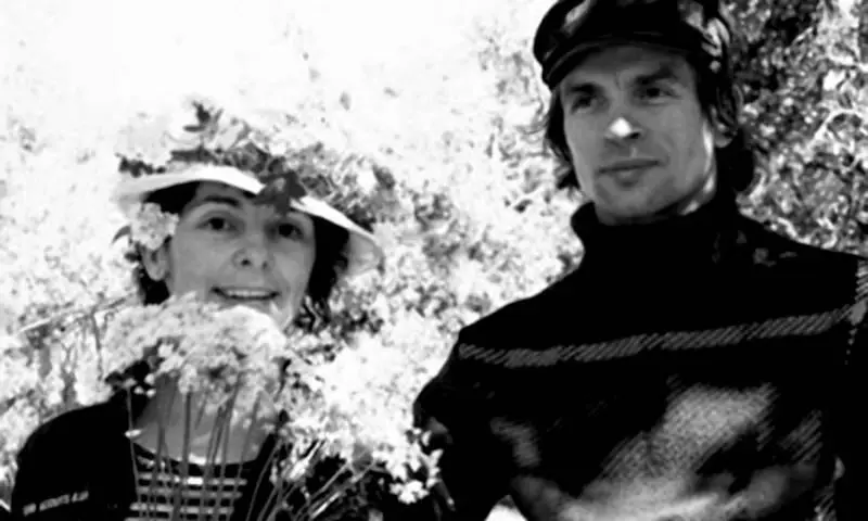 Рудольф Нуреев и Линн Сеймур на острове Корфу 1978 г Он нуждается во мне - фото 24
